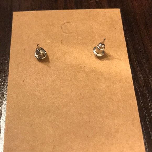 LAST PAIR!!! 🆕 Black Glitter Star Stud Earrings - Picture 3 of 4